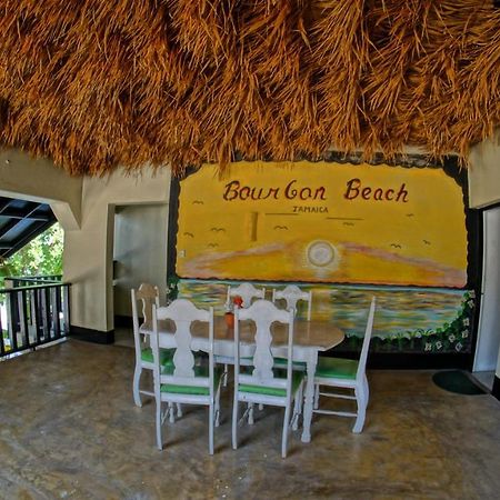 Bourbon Beach Jamaica Hotel เนกริล ภายนอก รูปภาพ