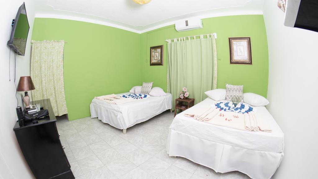 Bourbon Beach Jamaica Hotel เนกริล ภายนอก รูปภาพ
