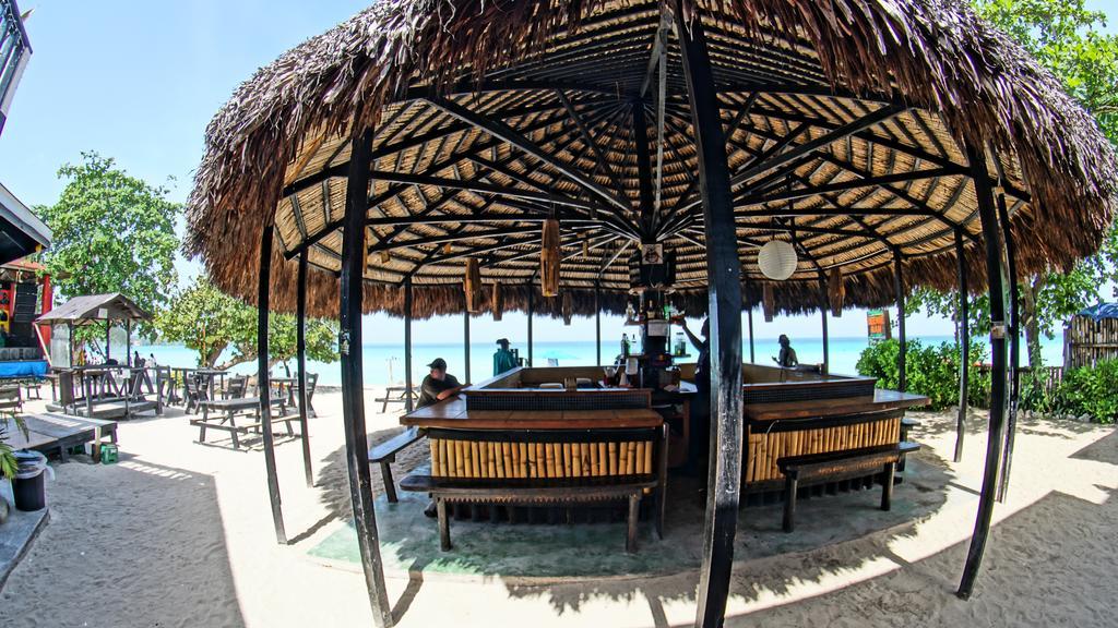 Bourbon Beach Jamaica Hotel เนกริล ภายนอก รูปภาพ
