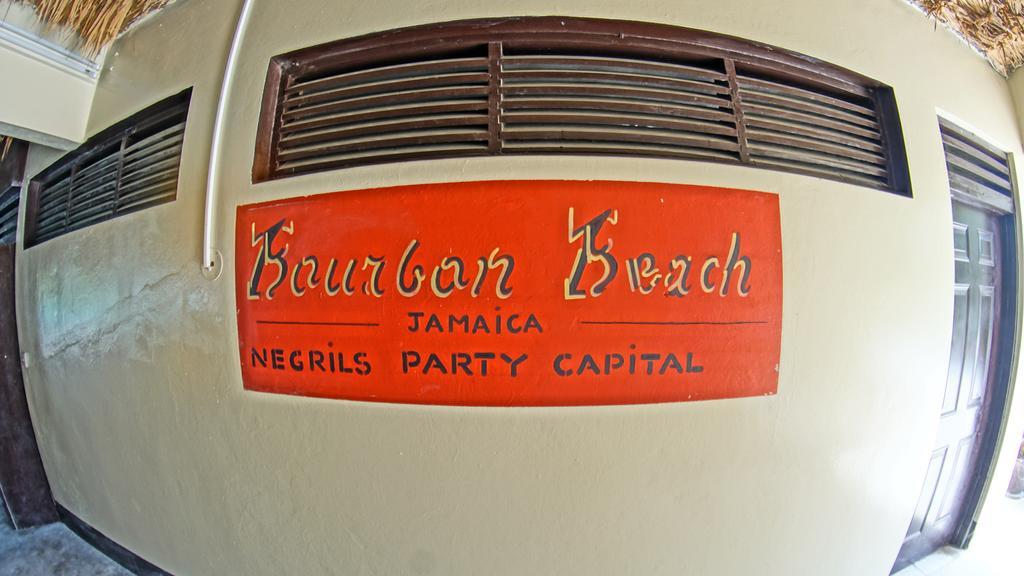 Bourbon Beach Jamaica Hotel เนกริล ภายนอก รูปภาพ