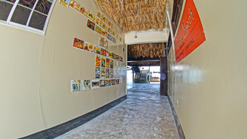 Bourbon Beach Jamaica Hotel เนกริล ภายนอก รูปภาพ